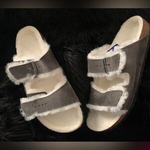 BIRKENSTOCK ARIZONA GENUINE SHEARLING LINED SANDALS
